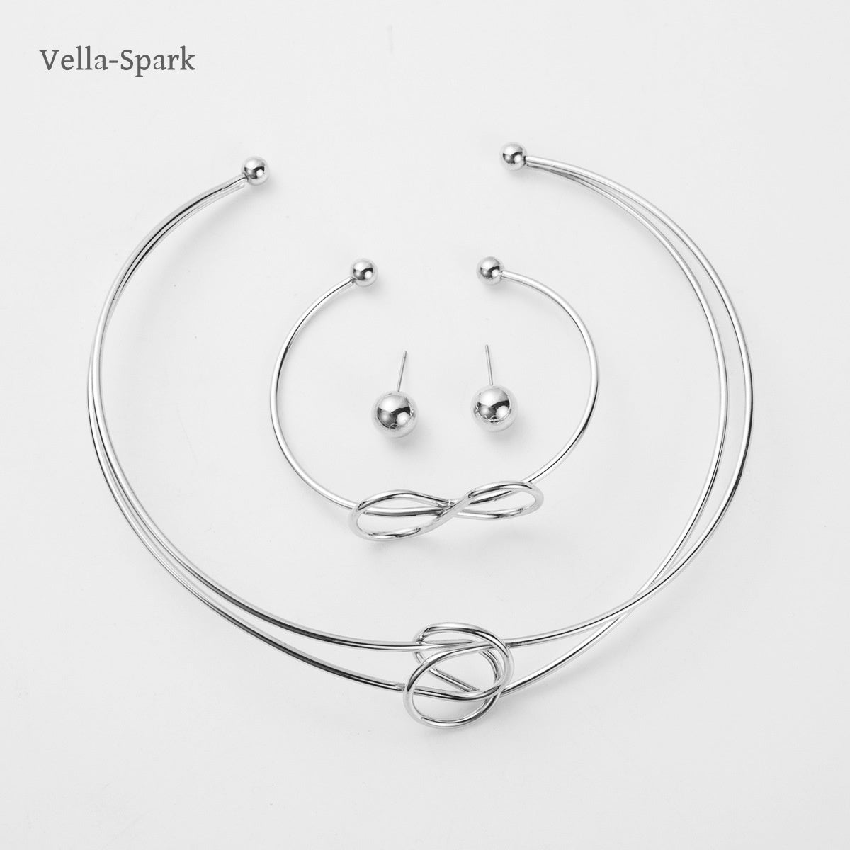 Eyesight Essentials | Minimalist Metal Necklace